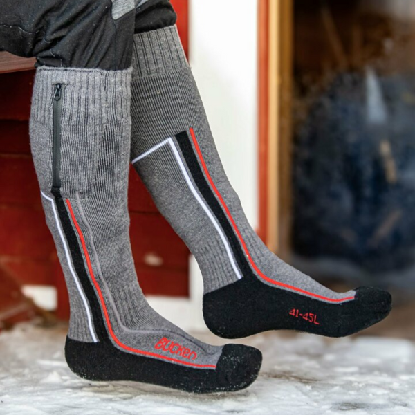 Bucken – Varmesokker med Merinoull, Fjernkontroll, Batterier og USB-lading